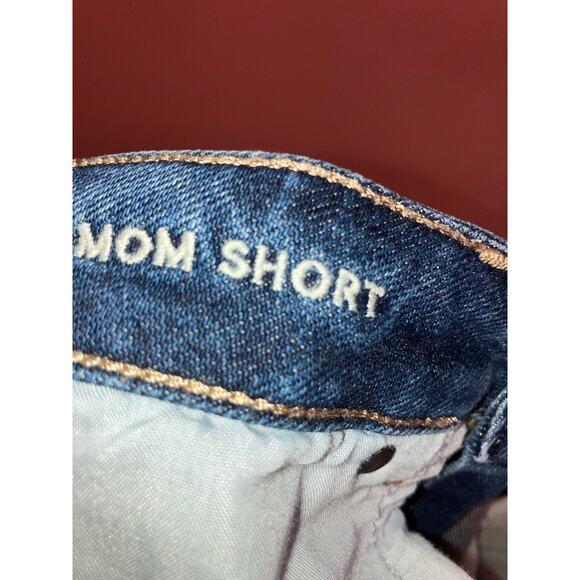 American Eagle High Rise Distressed Denim Mom Shorts Size 6 - Picture 5 of 7